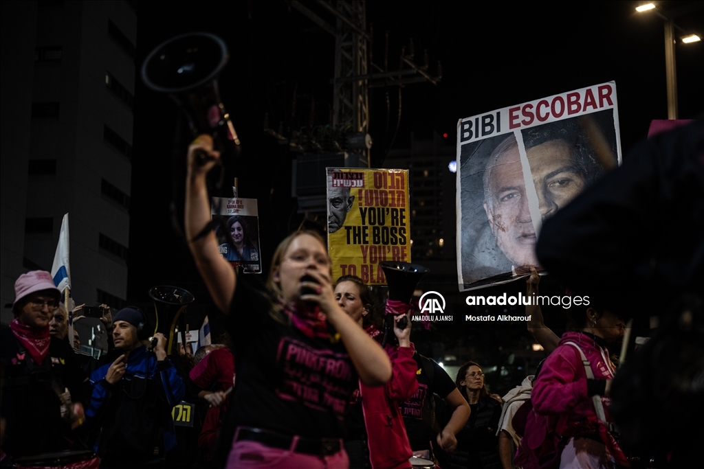 Gazze’de ateşkes ve esir takası talebiyle Tel Aviv’de gösteri düzenlendi