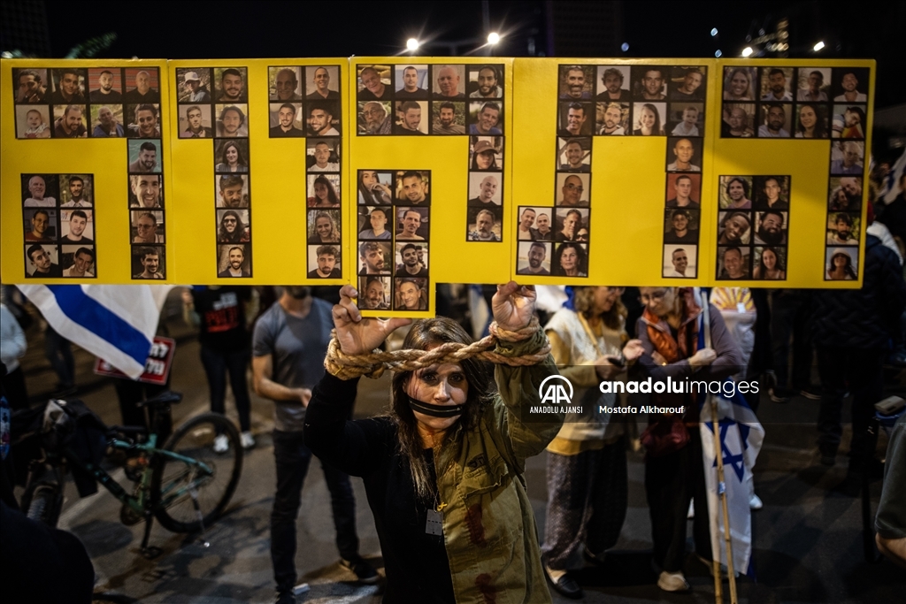 Gazze’de ateşkes ve esir takası talebiyle Tel Aviv’de gösteri düzenlendi