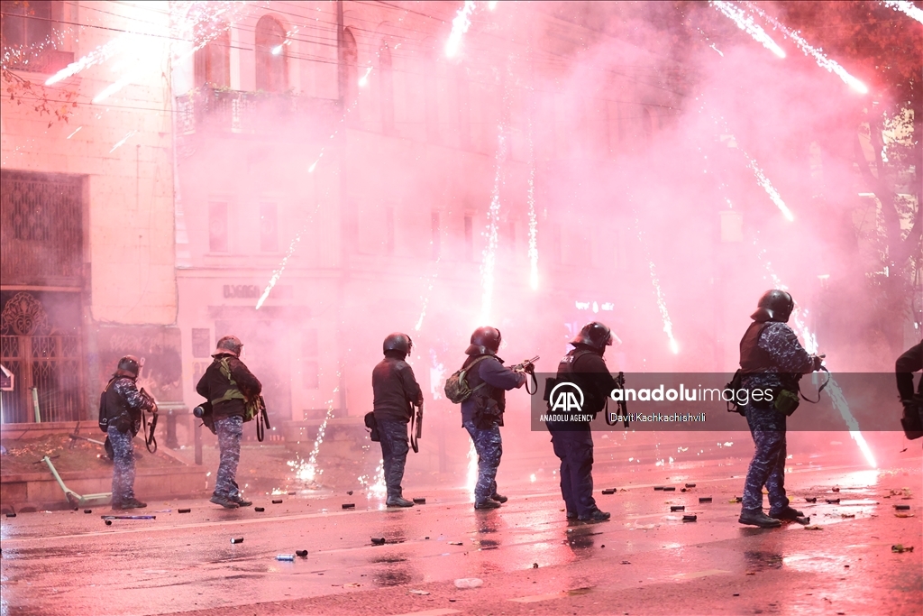 Protest in Tbilisi against suspension of EU accession talks