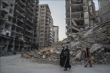 Lebanese people displaced due to Israeli attacks began to return to their homes after the ceasefire