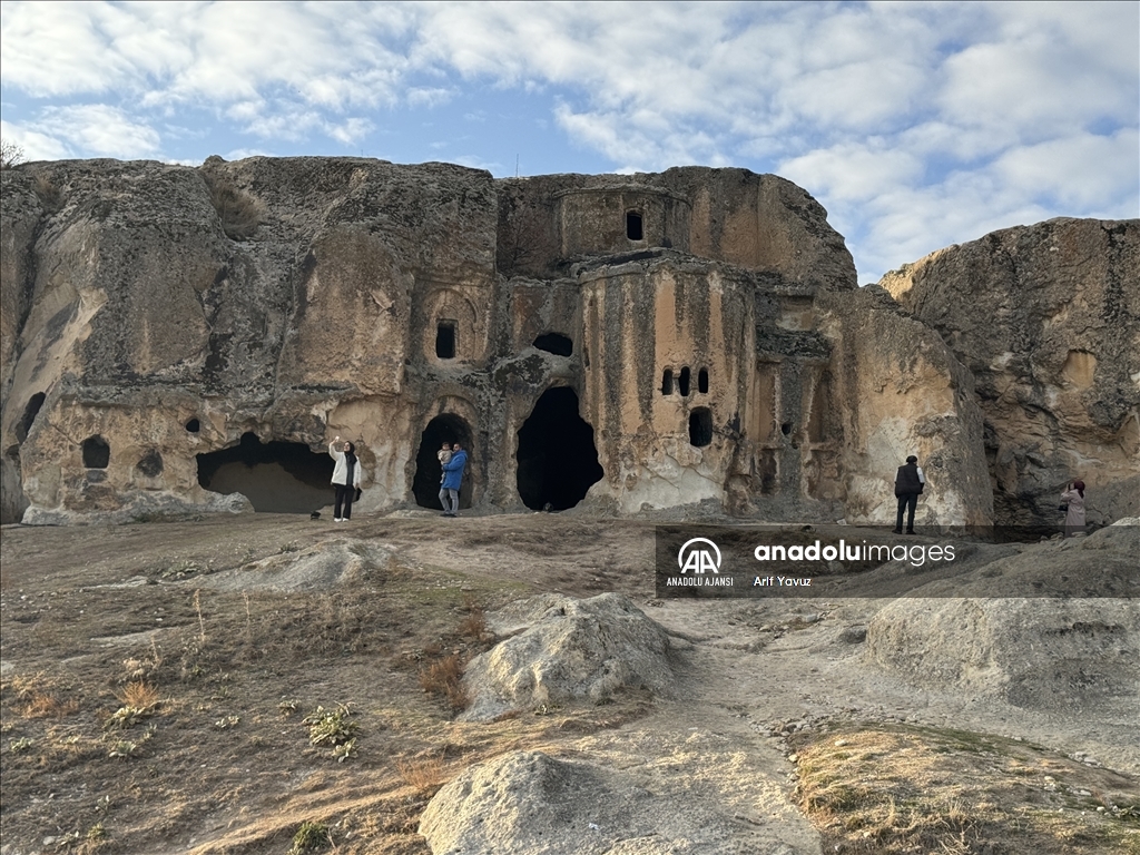 Frigya'da yıl boyunca turizm hareketliliği yaşanıyor
