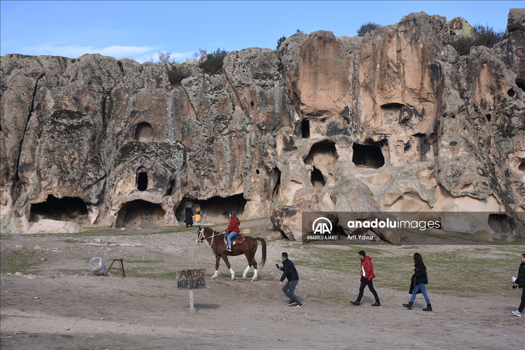 Frigya'da yıl boyunca turizm hareketliliği yaşanıyor