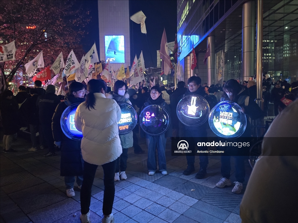 В Южной Корее продолжаются массовые акции протеста