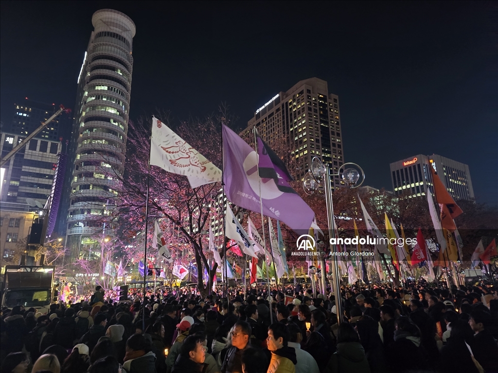 В Южной Корее продолжаются массовые акции протеста