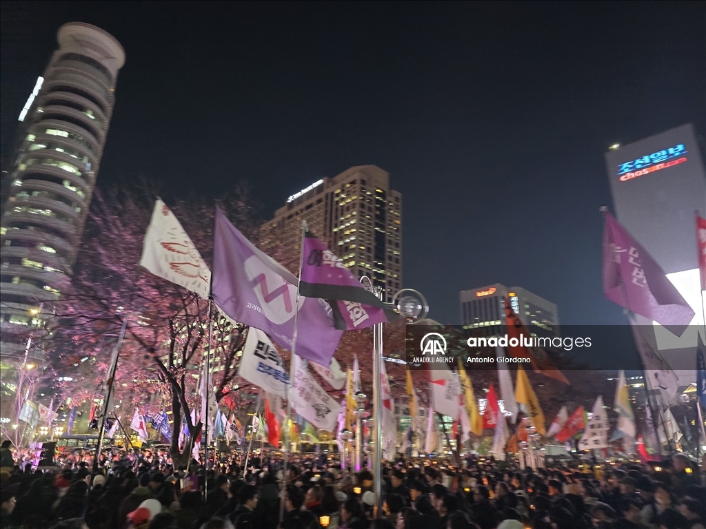 В Южной Корее продолжаются массовые акции протеста