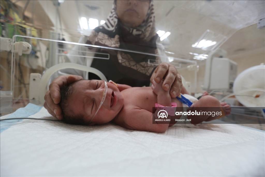 İsrail saldırıları altındaki Gazze'de prematüre bebekler yaşam mücadelesi veriyor