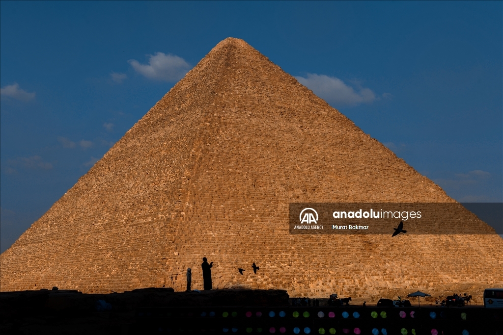 Tourist attraction in Egypt: Pyramids of Giza