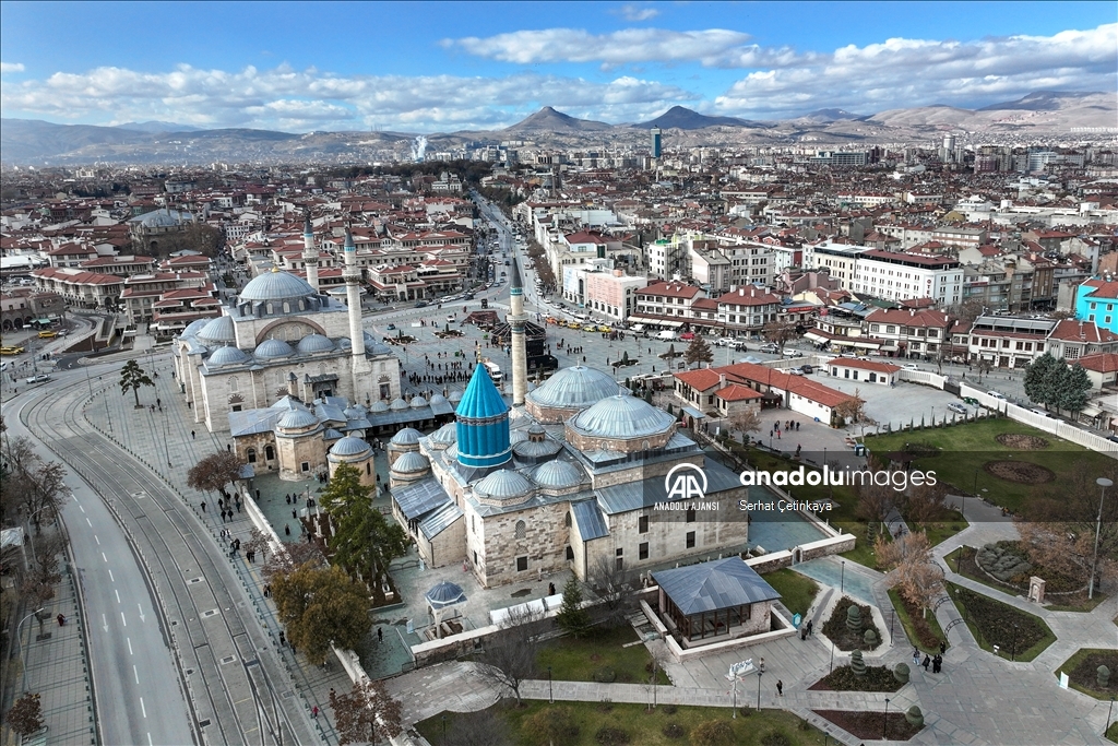 Mevlana'nın görüşleriyle 21. yüzyıl dünyasının sorunlarına çözüm aranacak
