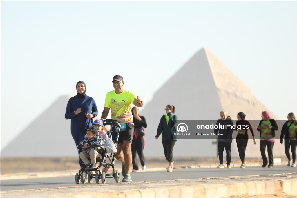 Mısır'da 'Piramitler Yarı Maratonu'