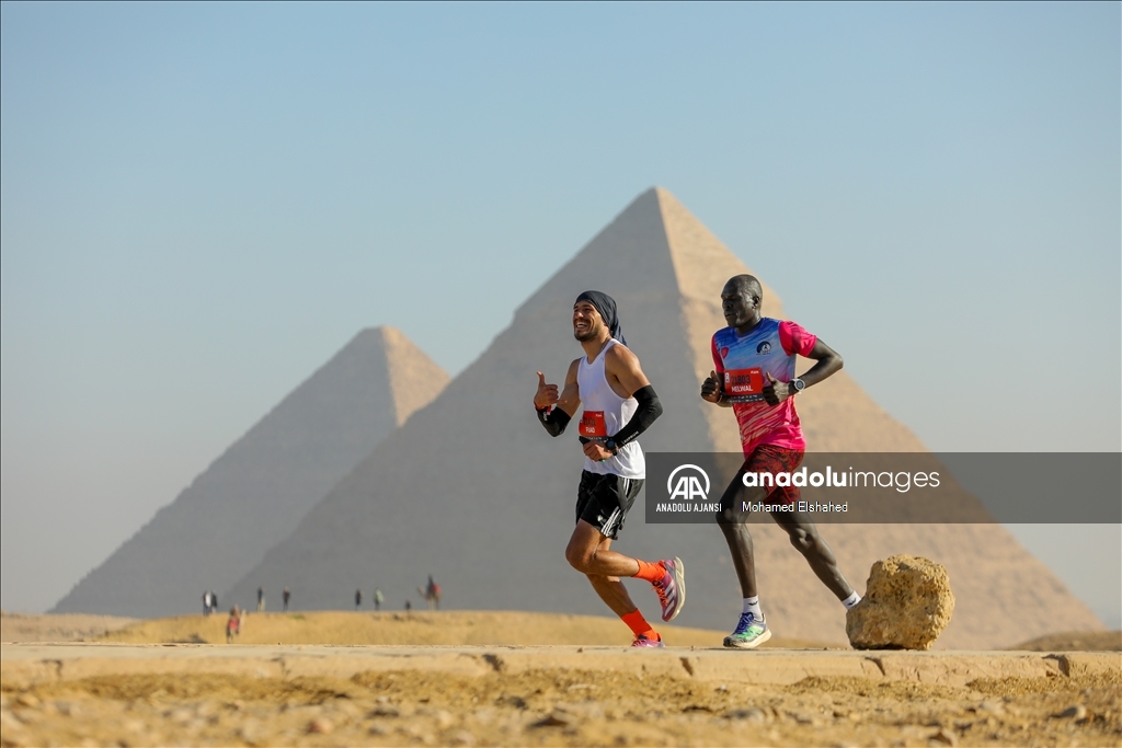 Mısır'da 'Piramitler Yarı Maratonu'