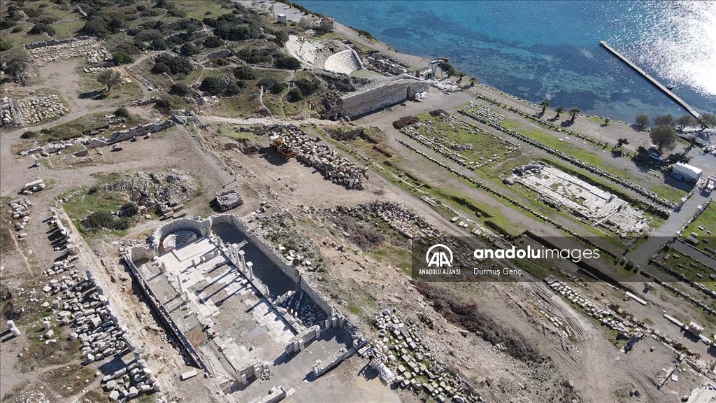Antik dönemin sanat ve ticaret merkezi Knidos'un ana kilisesi ayağa kaldırılıyor