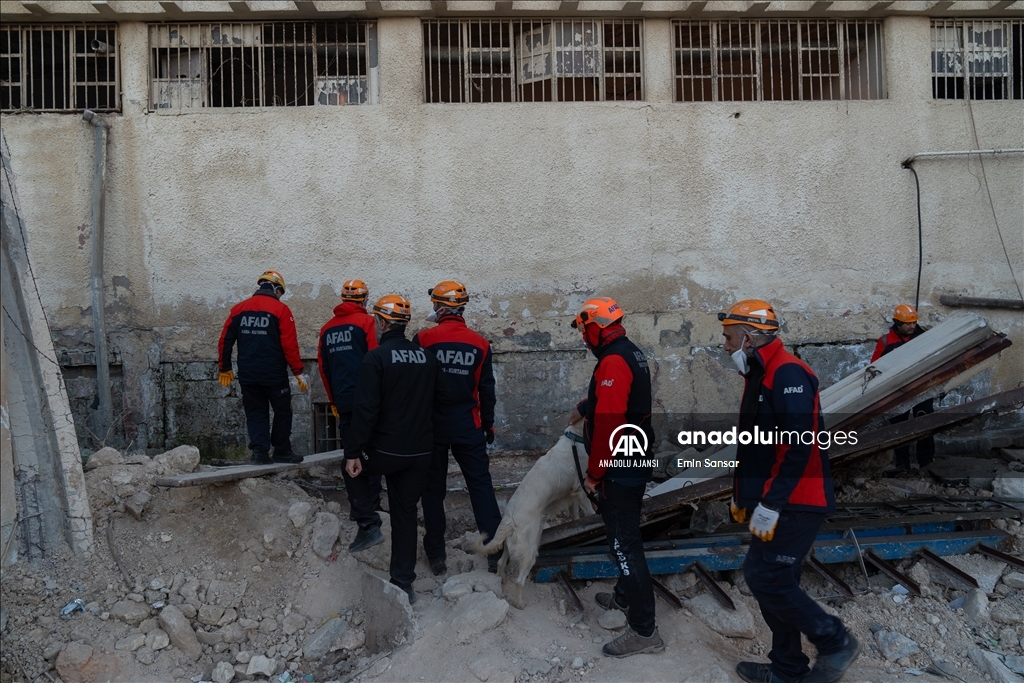 AFAD ekipleri, Sednaya Hapishanesi'nde arama kurtarma çalışmalarına başladı