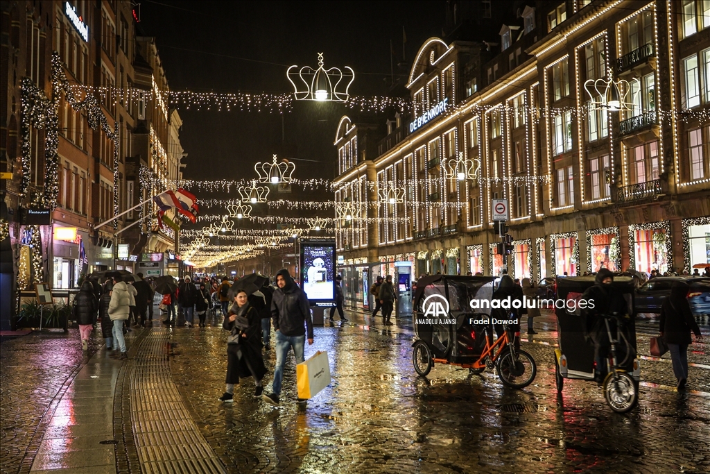 Amsterdam'da yeni yıl süslemeleri