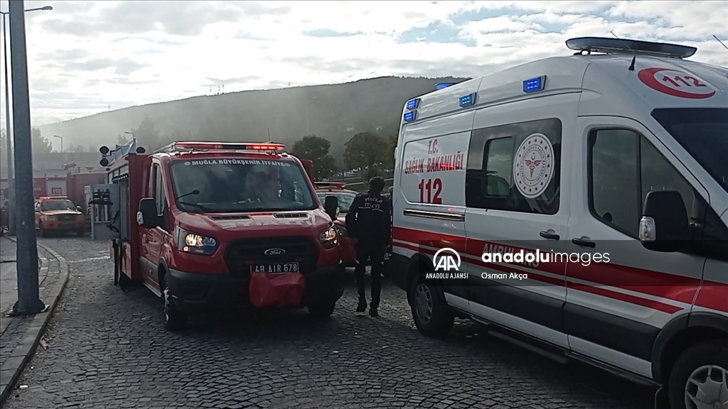 Muğla'da hastaneye çarpan helikopter düştü