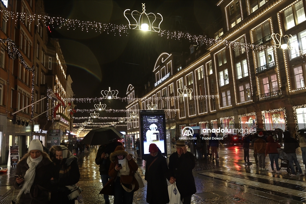 Amsterdam'da yeni yıl süslemeleri