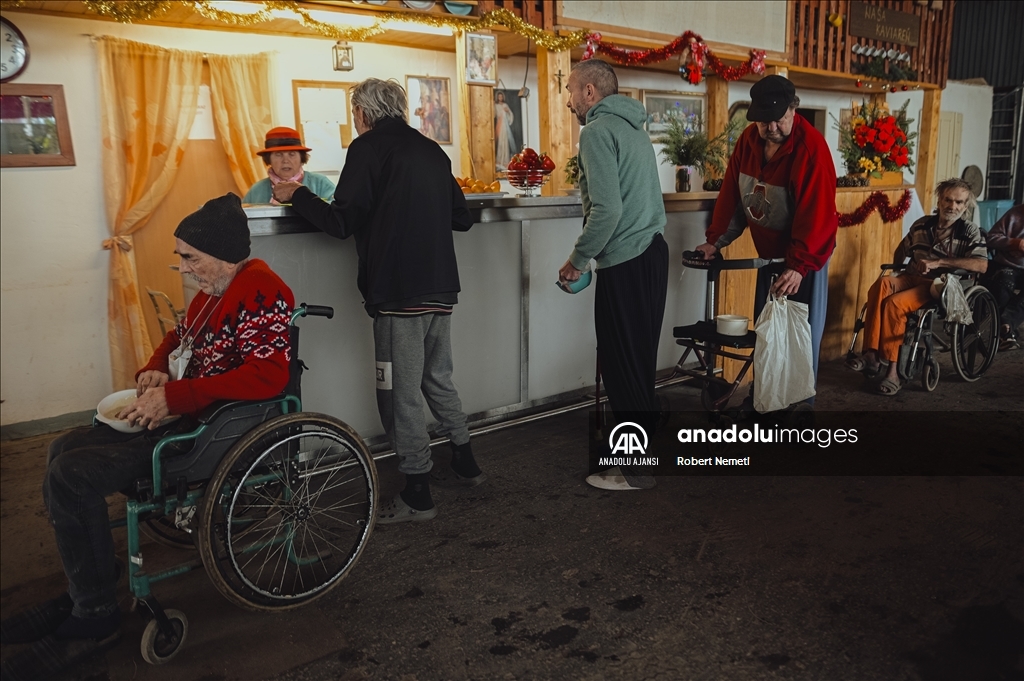 Slovakya'da evsizler Noel öncesi Oaza'daki barınağa sığındı