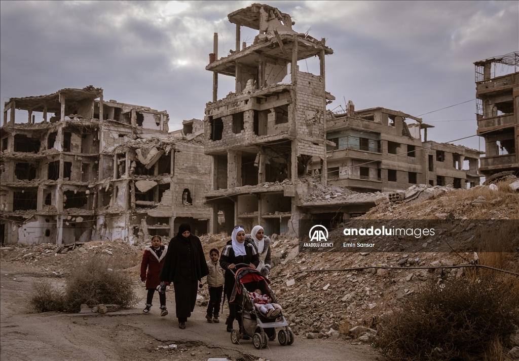 End of 61-year Baath Regime leaves Damascus in ruins