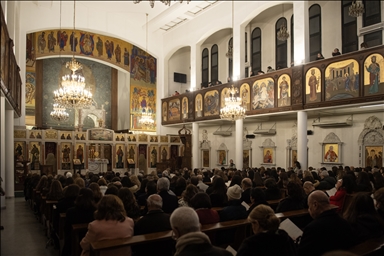 Christians in Syria attend Christmas Eve Mass at Melkite Church