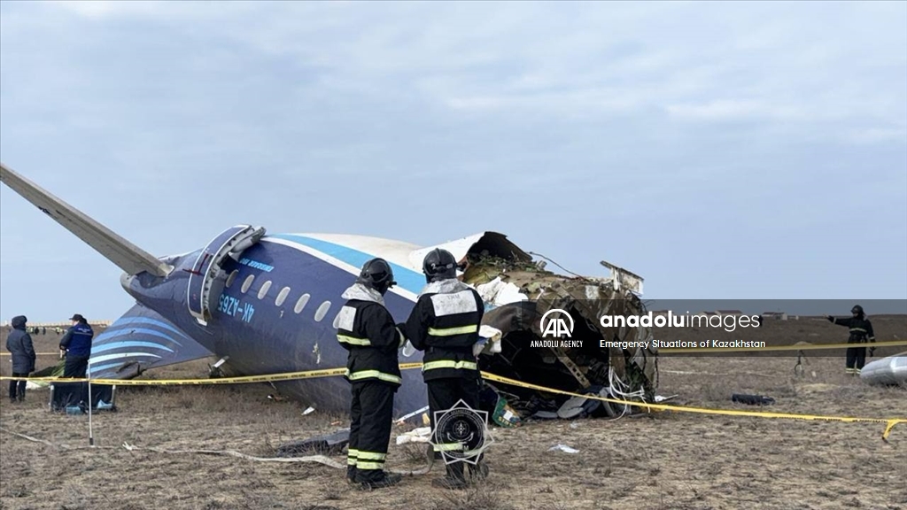 Azerbaijani passenger plane crashes near Kazakh city of Aktau