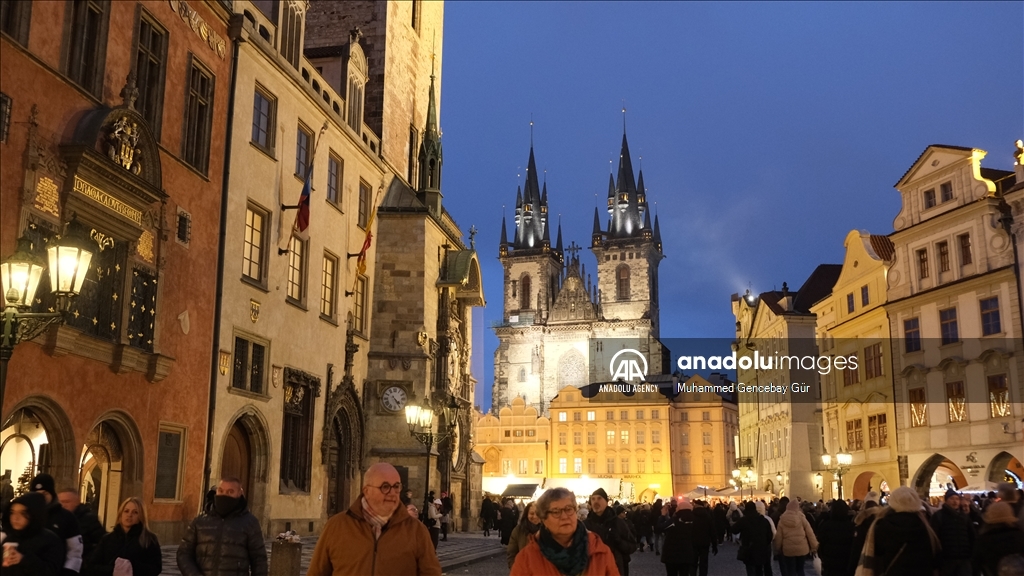 Prague's 6-century-old astronomical clock stands test of time  