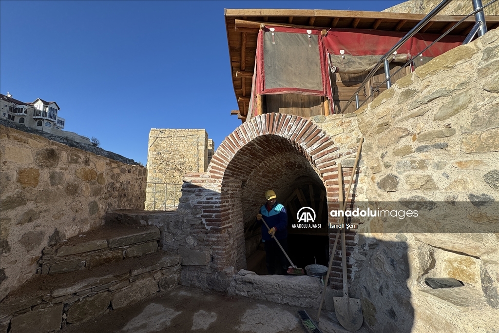 Harput Kalesi'ndeki kazı ve restorasyon "Geleceğe Miras Projesi" ile hız kazandı