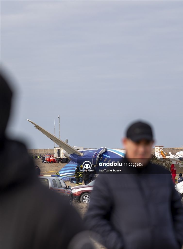 Azerbaijani passenger plane crashes near Kazakh city of Aktau