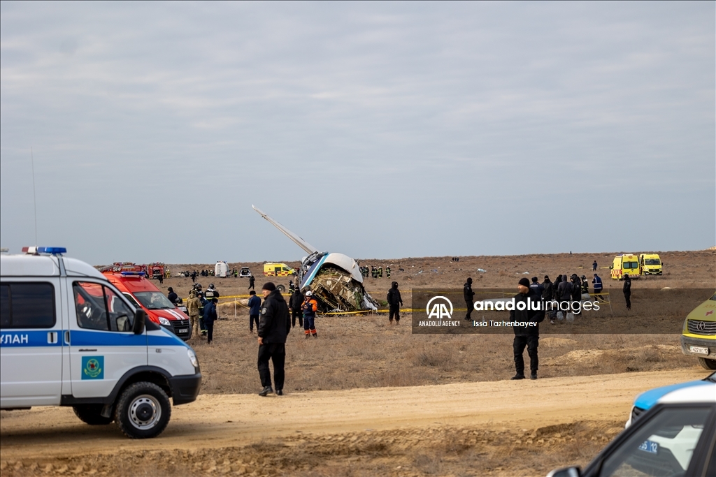 Azerbaijani passenger plane crashes near Kazakh city of Aktau