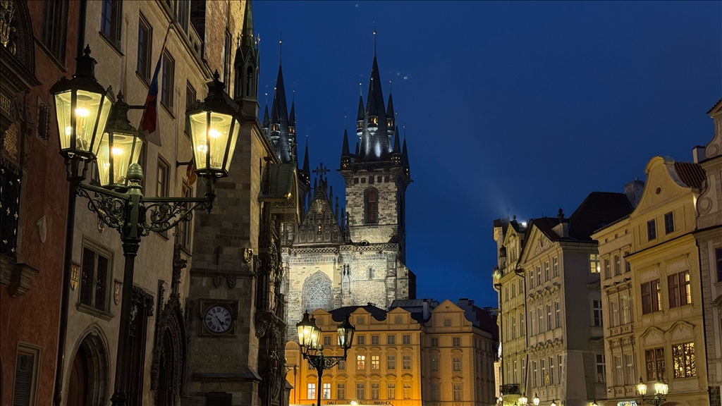 Prague's 6-century-old astronomical clock stands test of time  