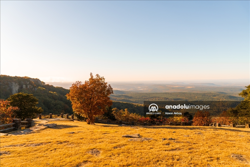 Arkansas’ın en yüksek noktası Magazine Mountain