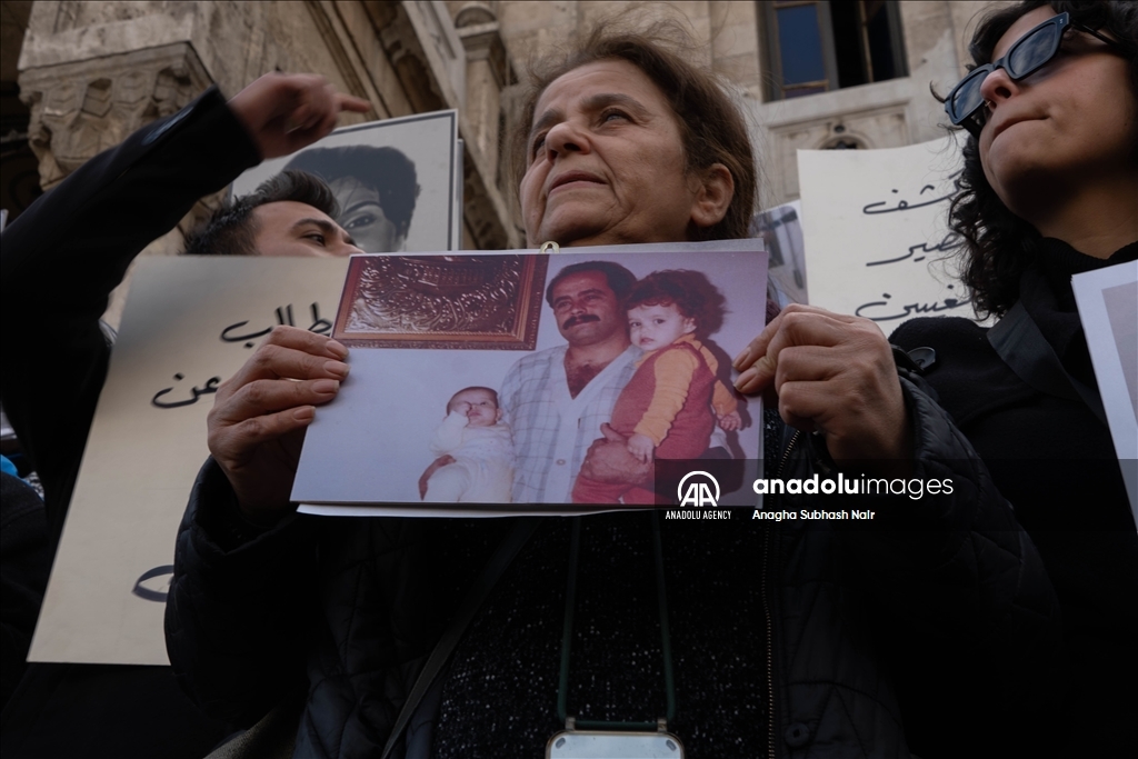 Relatives of Baath regime detainees demonstrate in Damascus