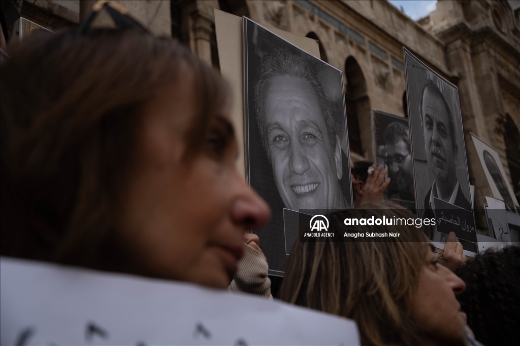 Relatives of Baath regime detainees demonstrate in Damascus