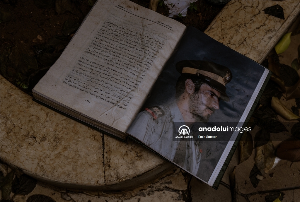 Suriyeliler rejimin zulmü altında ezilirken Beşşar Esed Şam'daki konutunda lüks içinde yaşıyordu