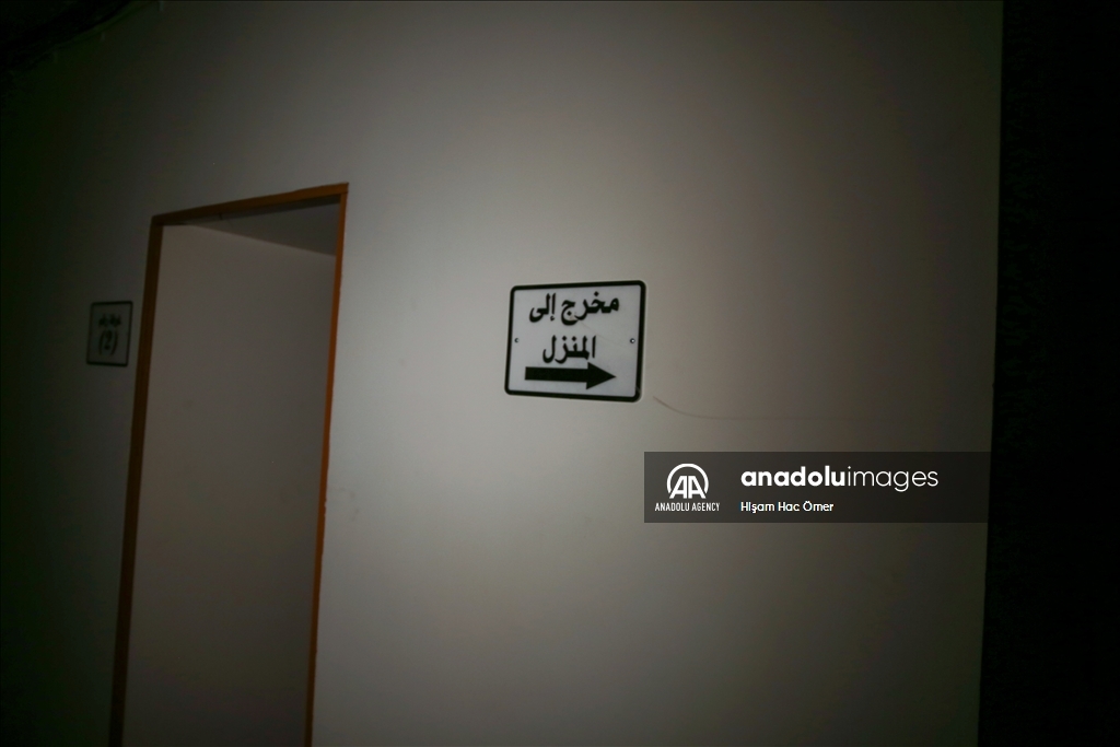 عدسة الأناضول تتجول داخل منزل رئيس النظام السوري المخلوع في دمشق
