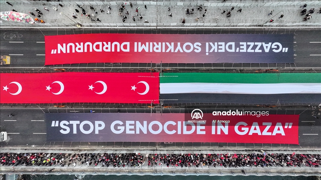 Ji bo piştgiriya Filistînê beşdariya çalakiyê ya ku wê li ser Pireya Galatayê were lidarxistin, dest pê kir