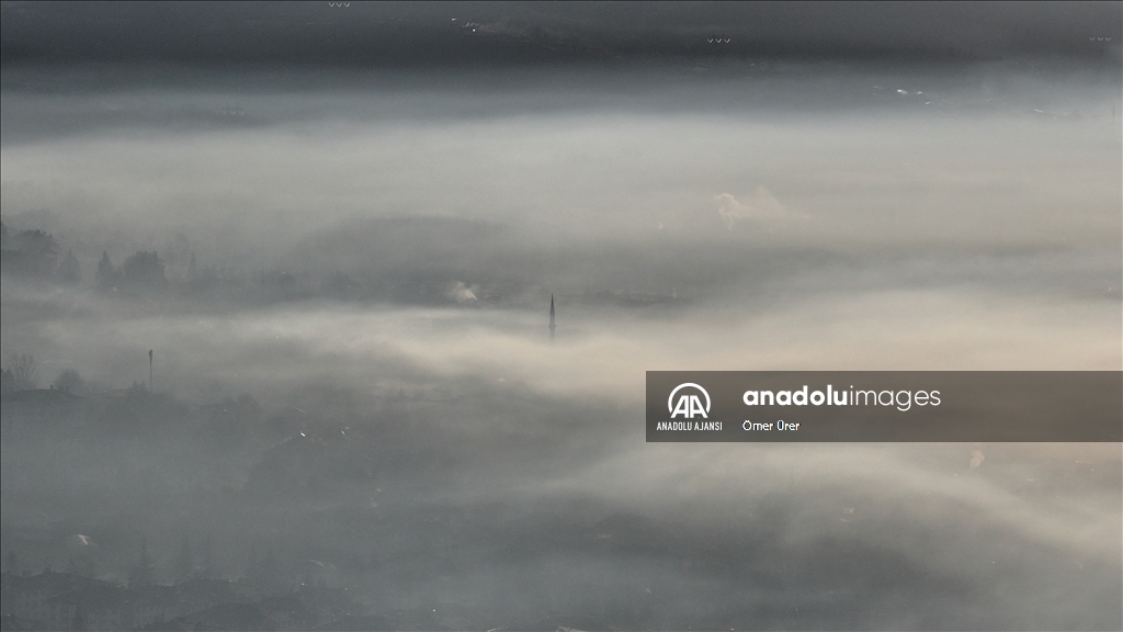 Düzce'de sis etkili oldu