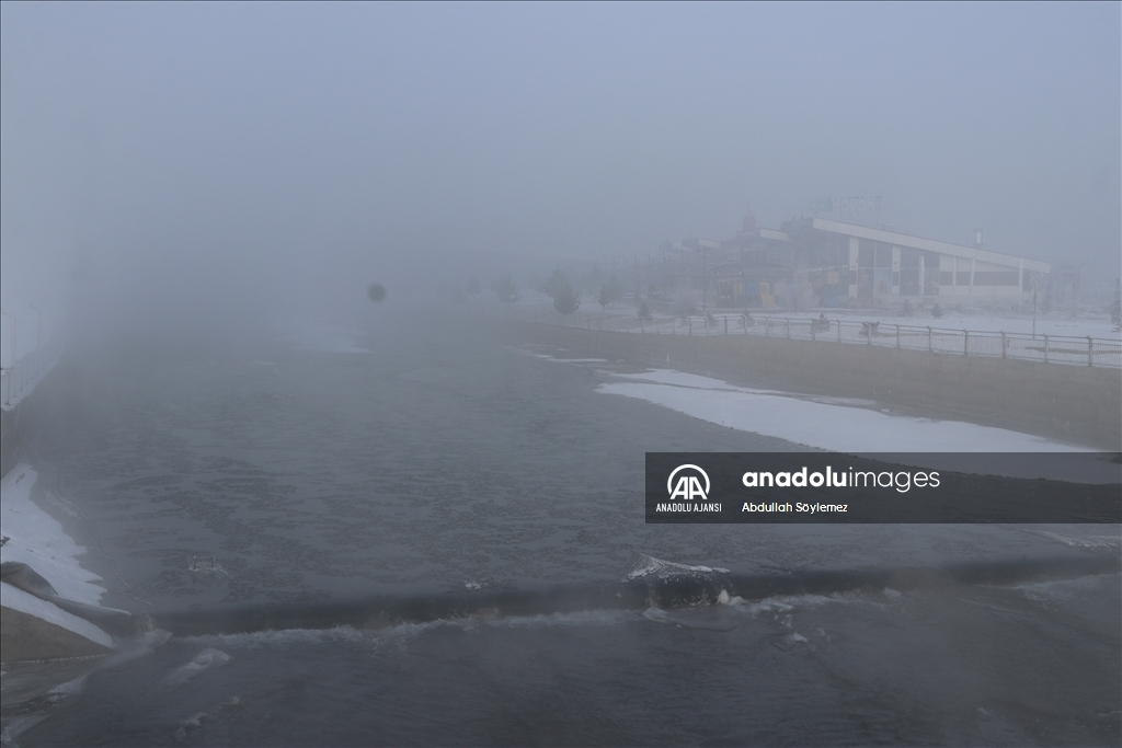 Ağrı'da dondurucu soğuklar etkisini sürdürüyor