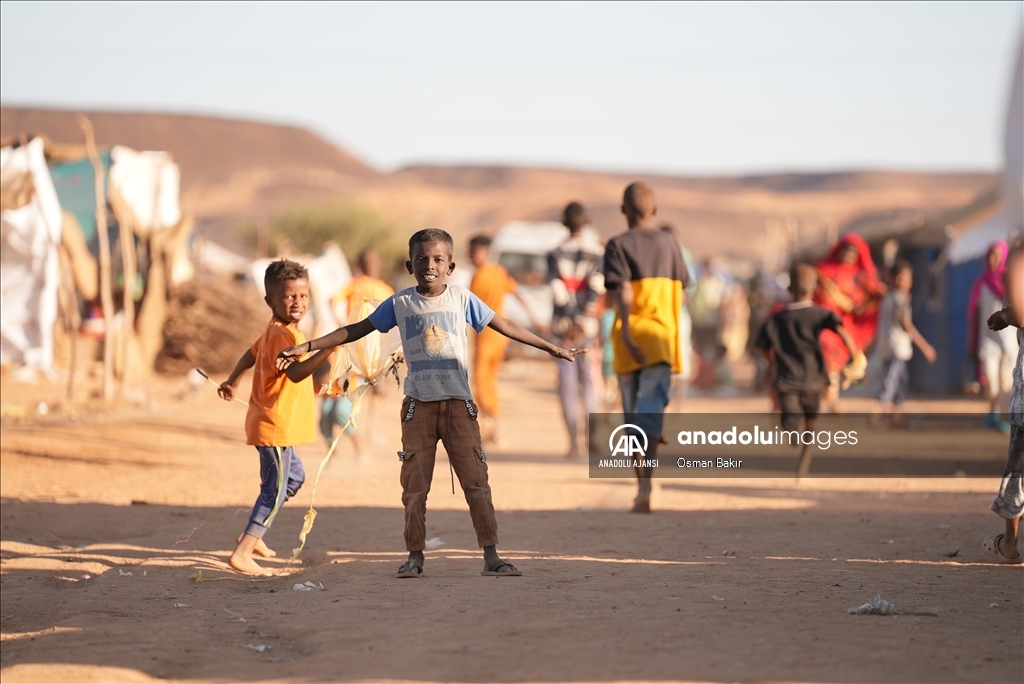 Sudan'da savaşın gölgesinde çocuklar