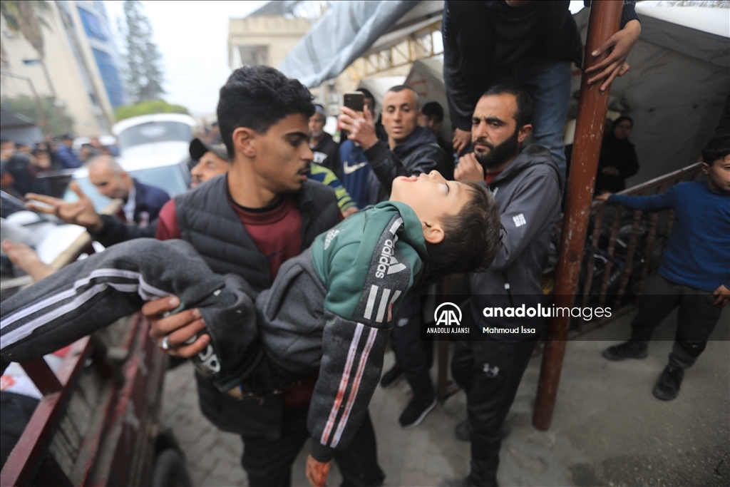 İsrail'in Gazze'ye yönelik saldırıları sürüyor