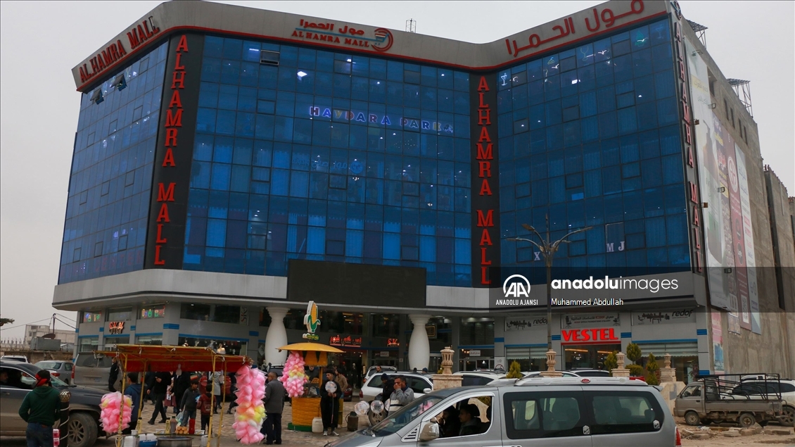 İdlib, yaşam standartları ve kent idaresiyle Suriye'nin yeniden inşasında umut veriyor