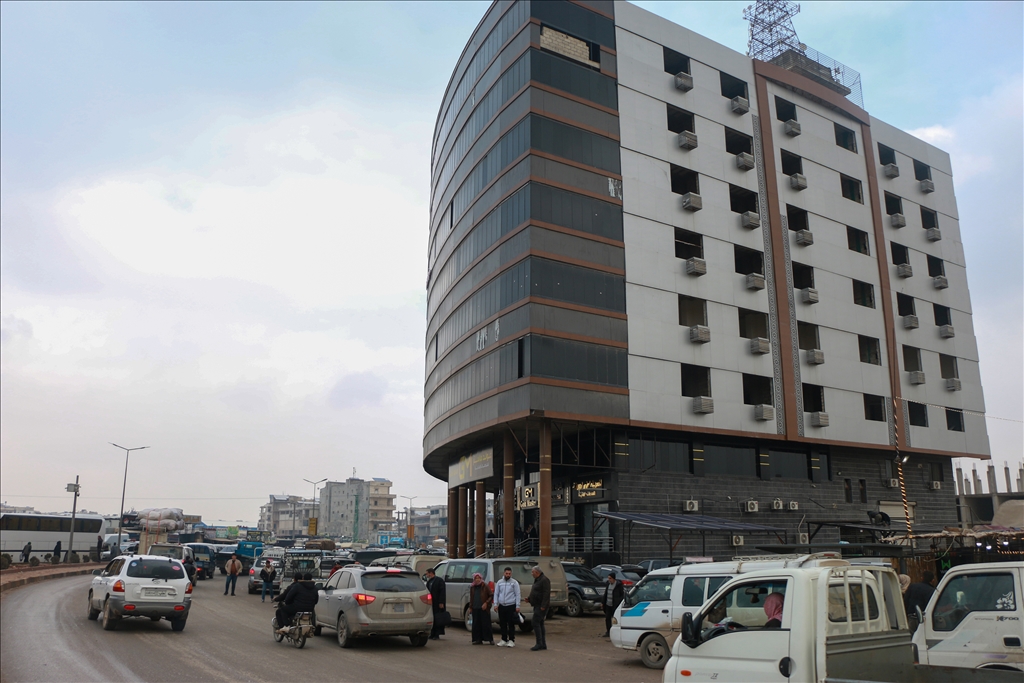 İdlib, yaşam standartları ve kent idaresiyle Suriye'nin yeniden inşasında umut veriyor