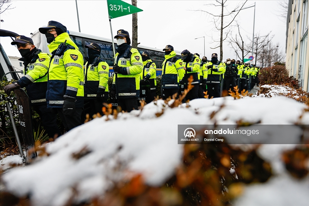 В Южной Корее продолжаются акции в поддержку отстраненного от должности президента Ёля