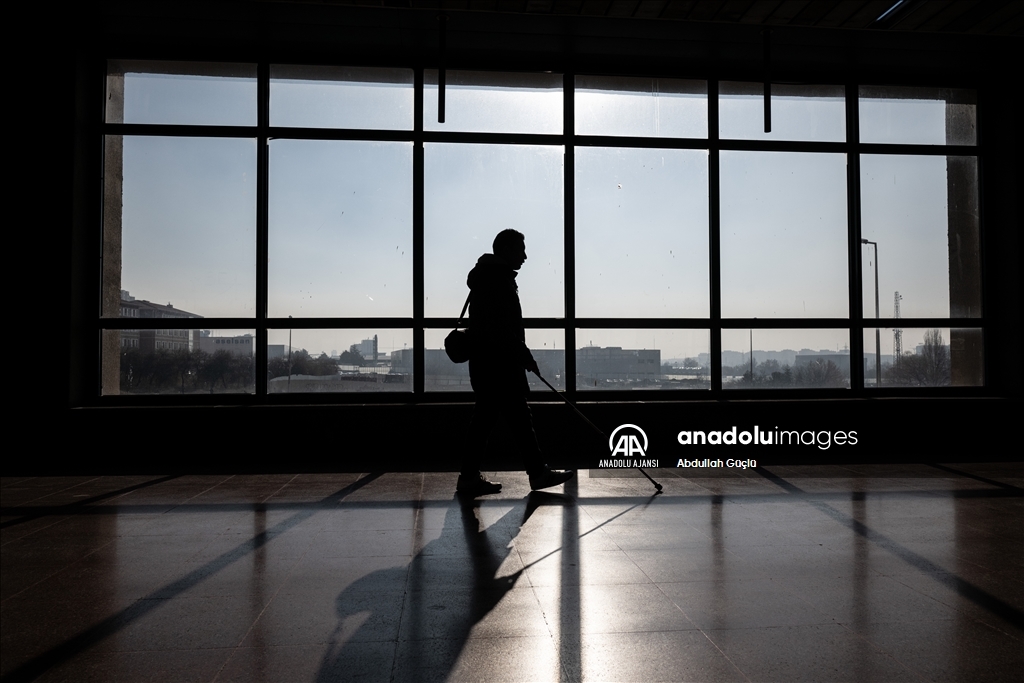 Görme engelli binicinin hedefi paralimpik oyunlara katılmak