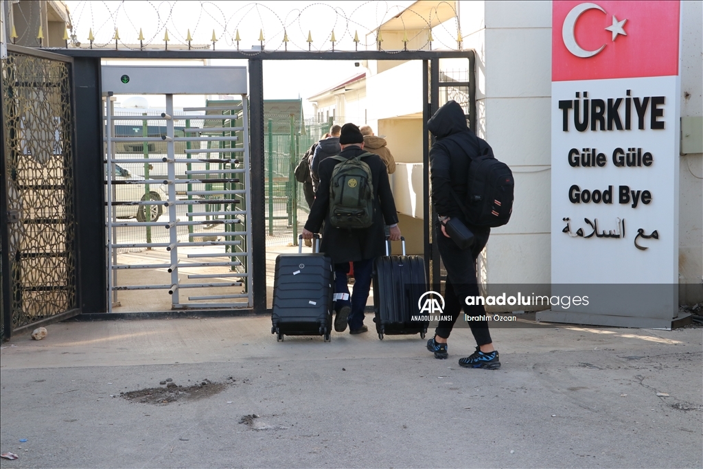 Türkiye'deki Suriyelilerin ülkelerine dönüşü sürüyor