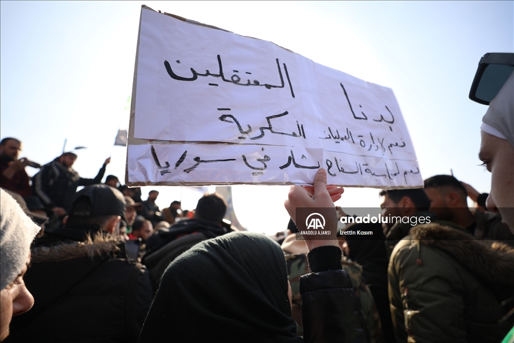 Suriye'de devrilen Baas rejiminin Sednaya'da işlediği suçların mağdurları adalet bekliyor