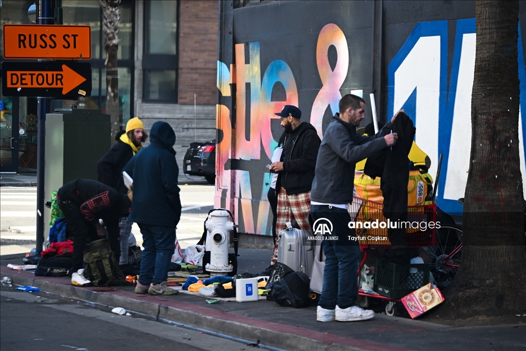 California'da artan konut maliyetleri nedeniyle evsizlik krizi devam ediyor