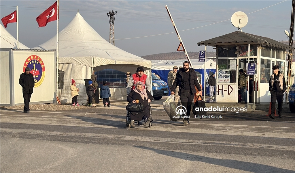 Suriyelilerin Hatay'daki sınır kapılarından ülkelerine dönüşü sürüyor