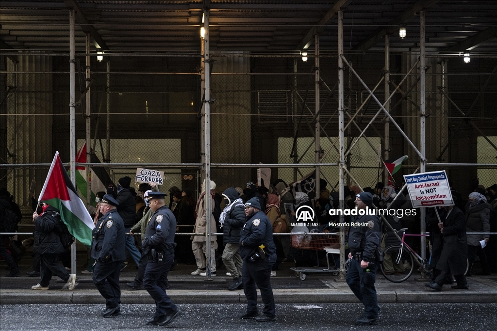Gazze'deki sağlık çalışanları için New York'ta gösteri düzenlendi