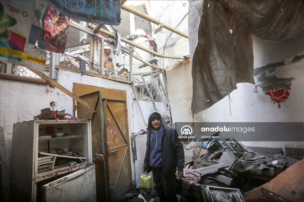 İsrail ordusu Bureyc Mülteci Kampı'na saldırı düzenledi