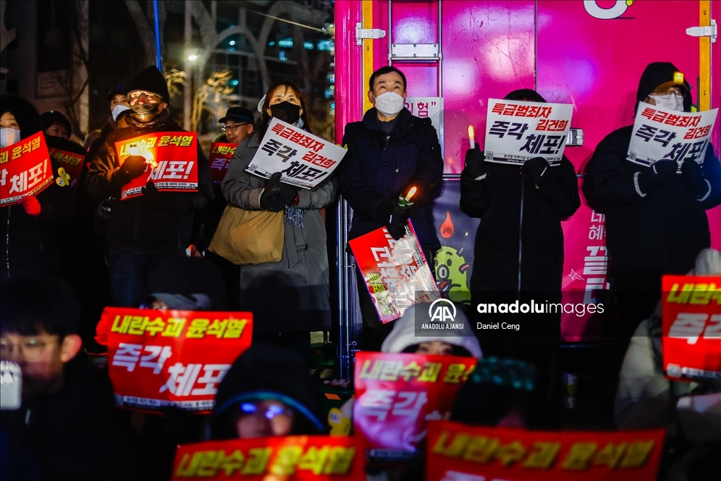 Güney Kore'de devlet başkanlığı görevinden uzaklaştırılan Yeol karşıtı gösteriler sürüyor