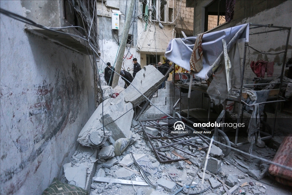 İsrail ordusu Bureyc Mülteci Kampı'na saldırı düzenledi